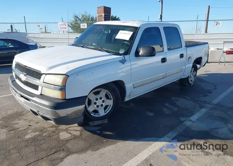 2004 Chevrolet Silverado 1500 Ls z USA, uszkodzony, nr VIN 2GCEK13T741308126